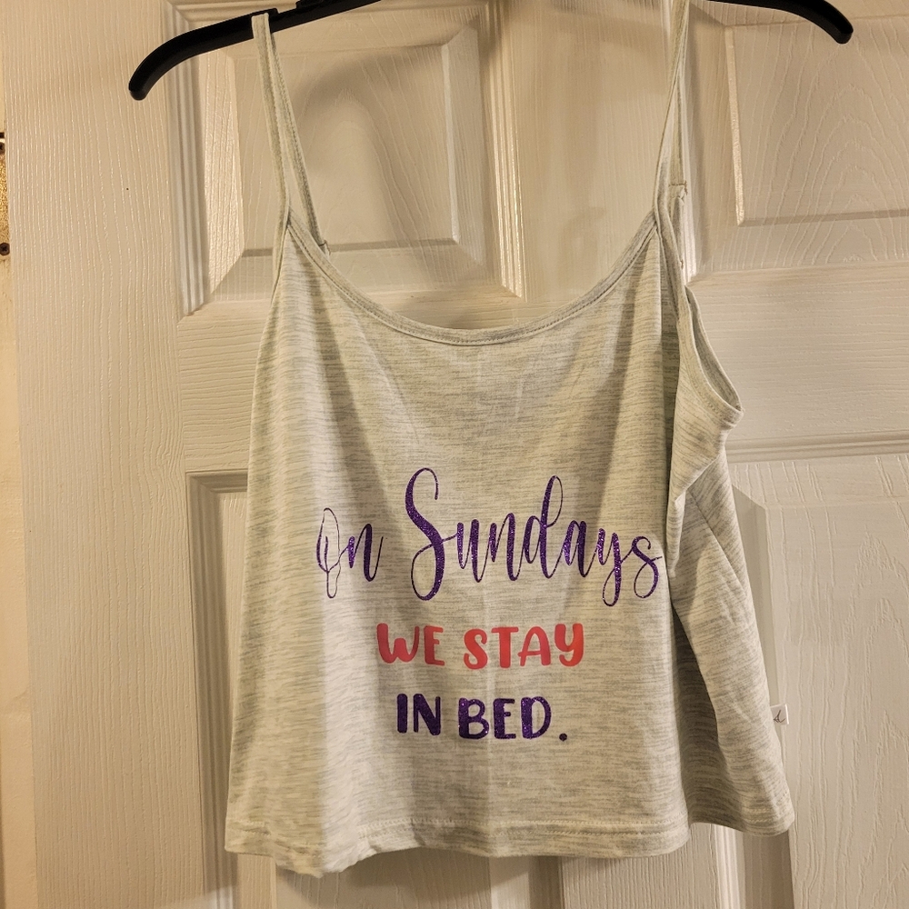 Crop pj tank top "on Sundays we stay in bed" size XL grey with sparkle purple
